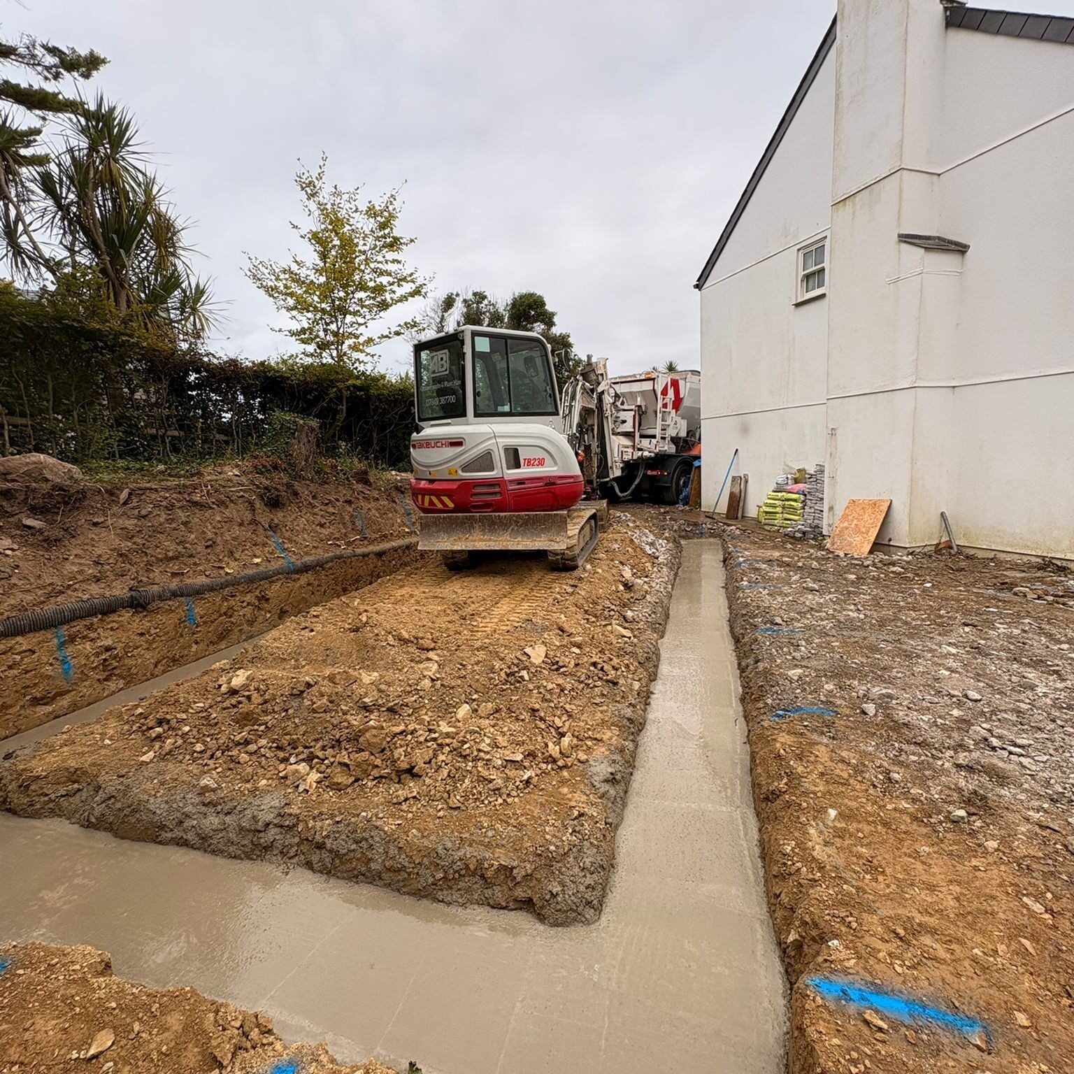 ab,plant hire cornwall,cornish traders verified,ct,piggled,AB,Plant,Hire,7